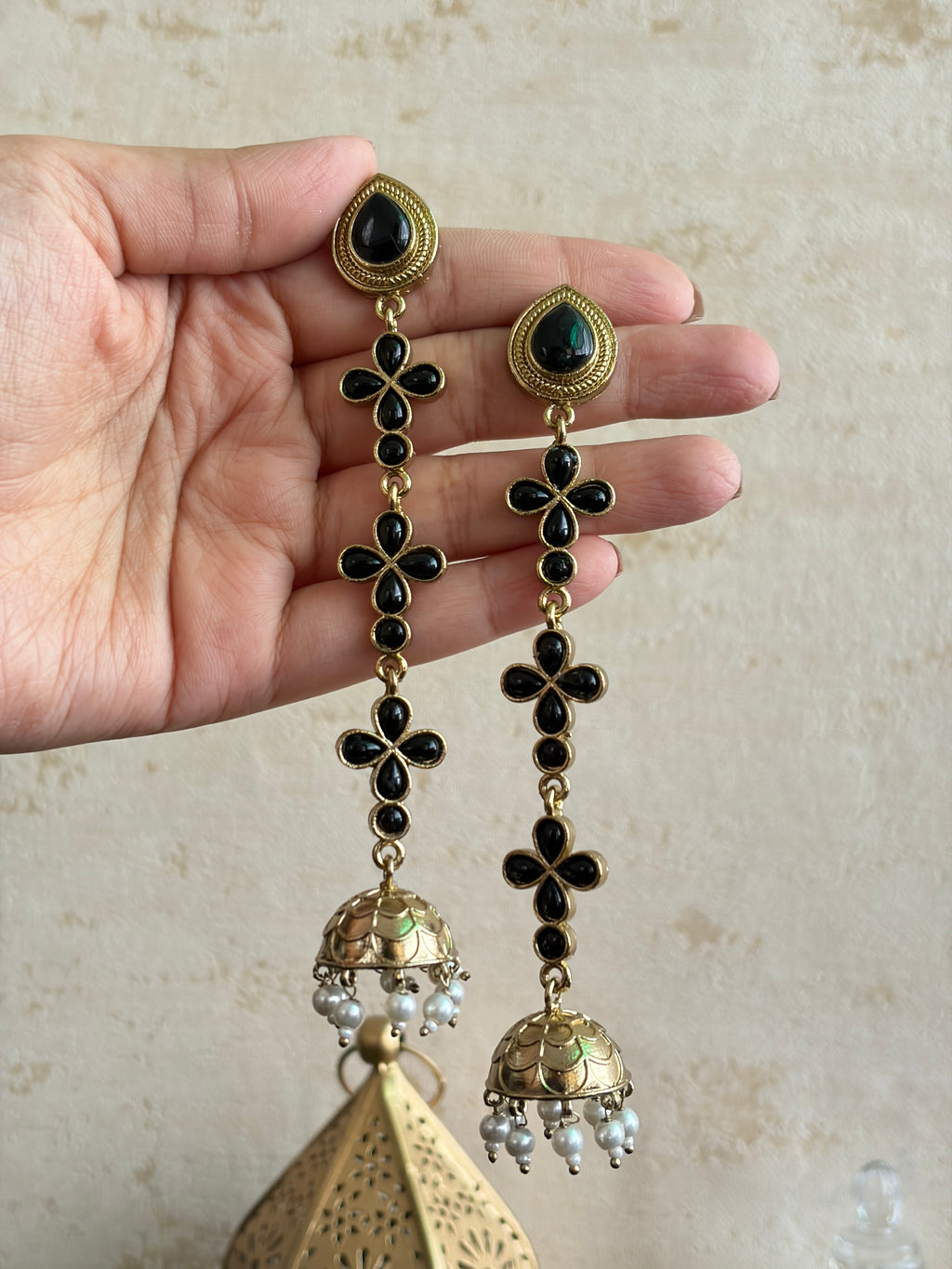 RUHI Jhumkas
