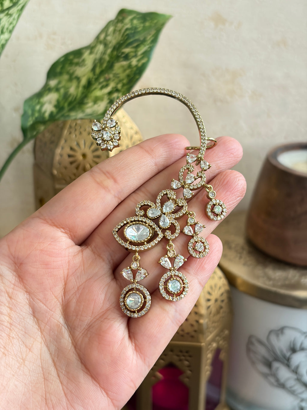 MALLIKA Earcuff Earrings