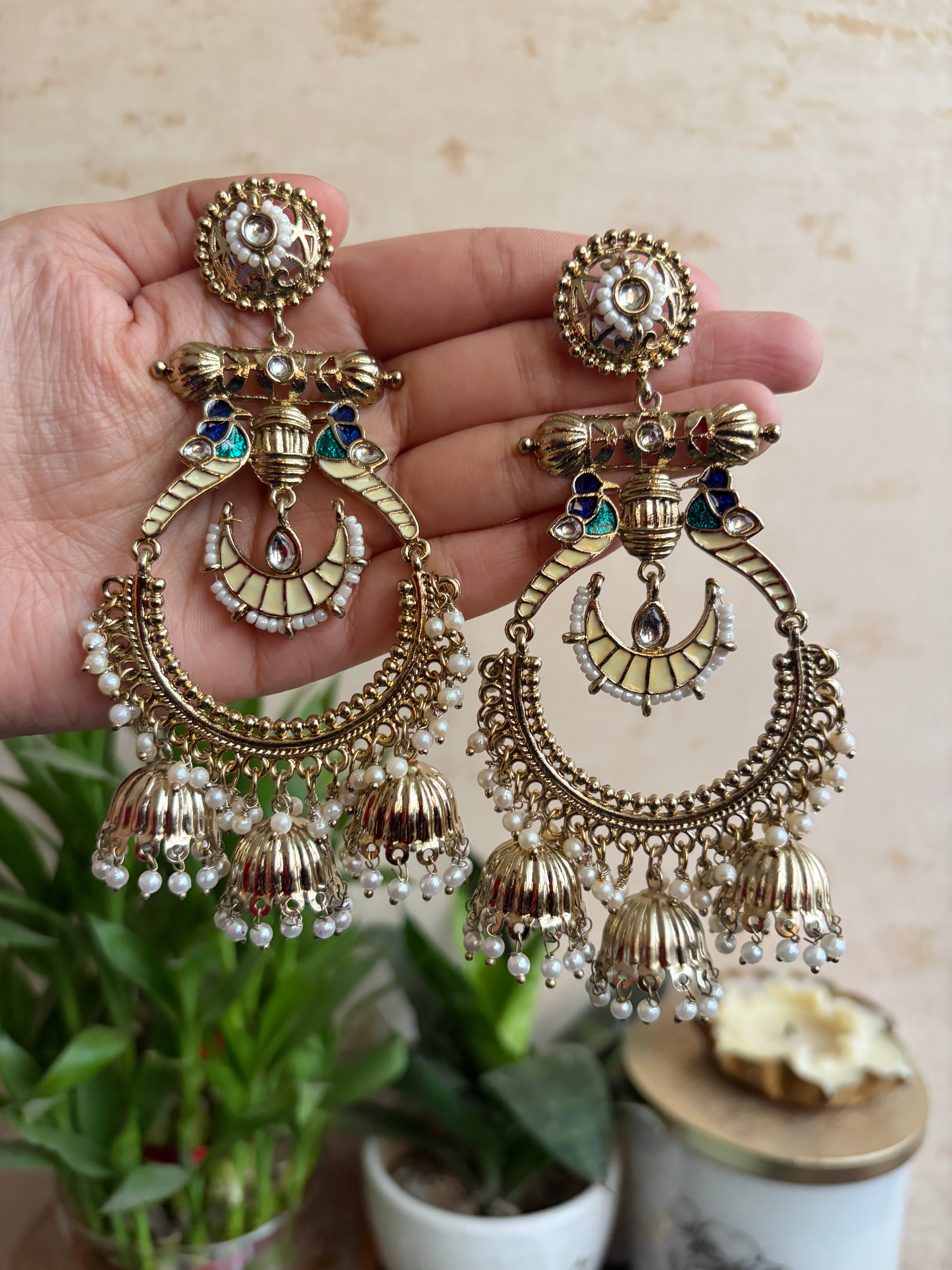 ESHANI Chaandbalis