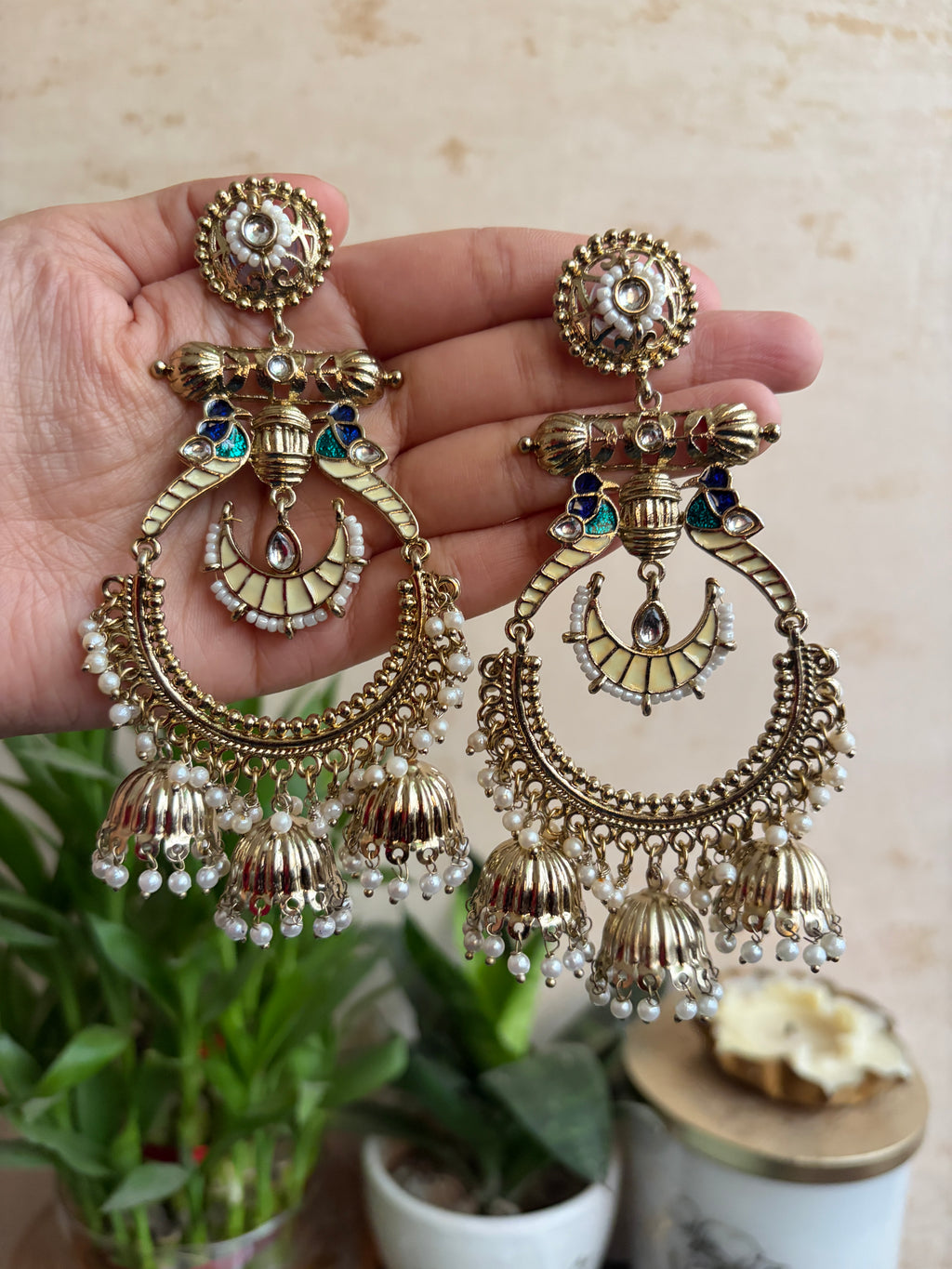 ESHANI Chaandbalis