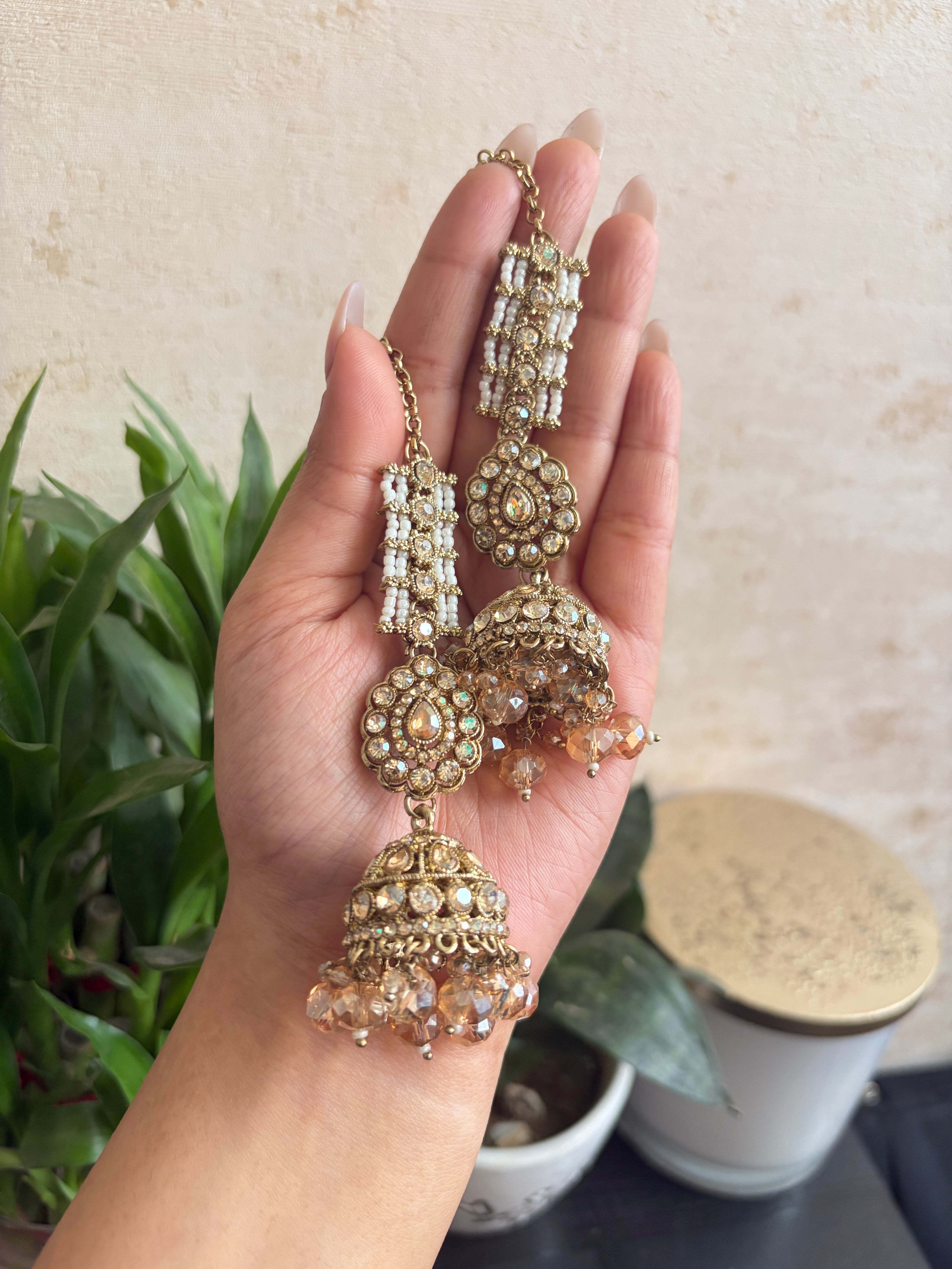 BHUMI Sahra Jhumka