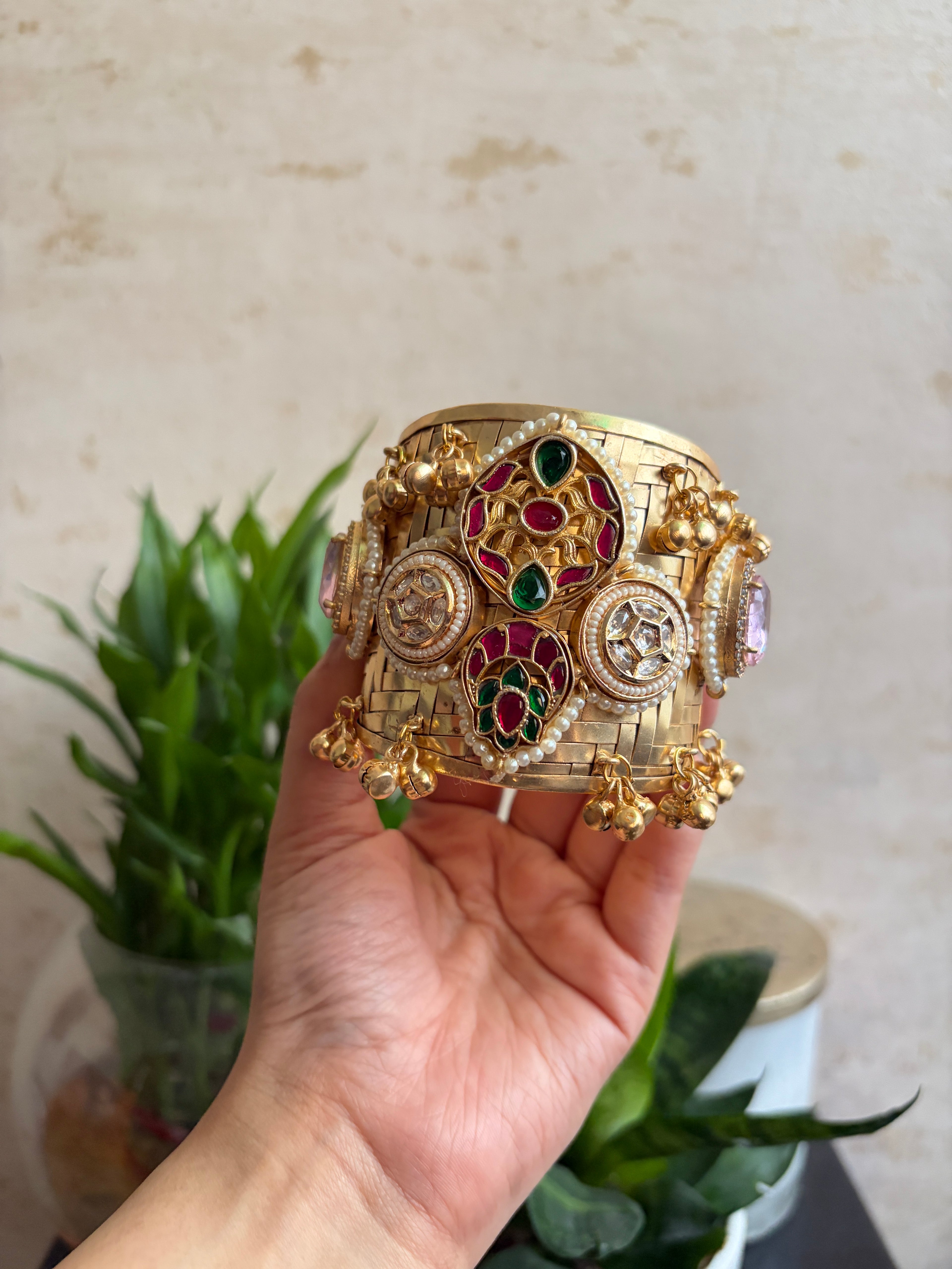 MAHIMA Brass Cuff