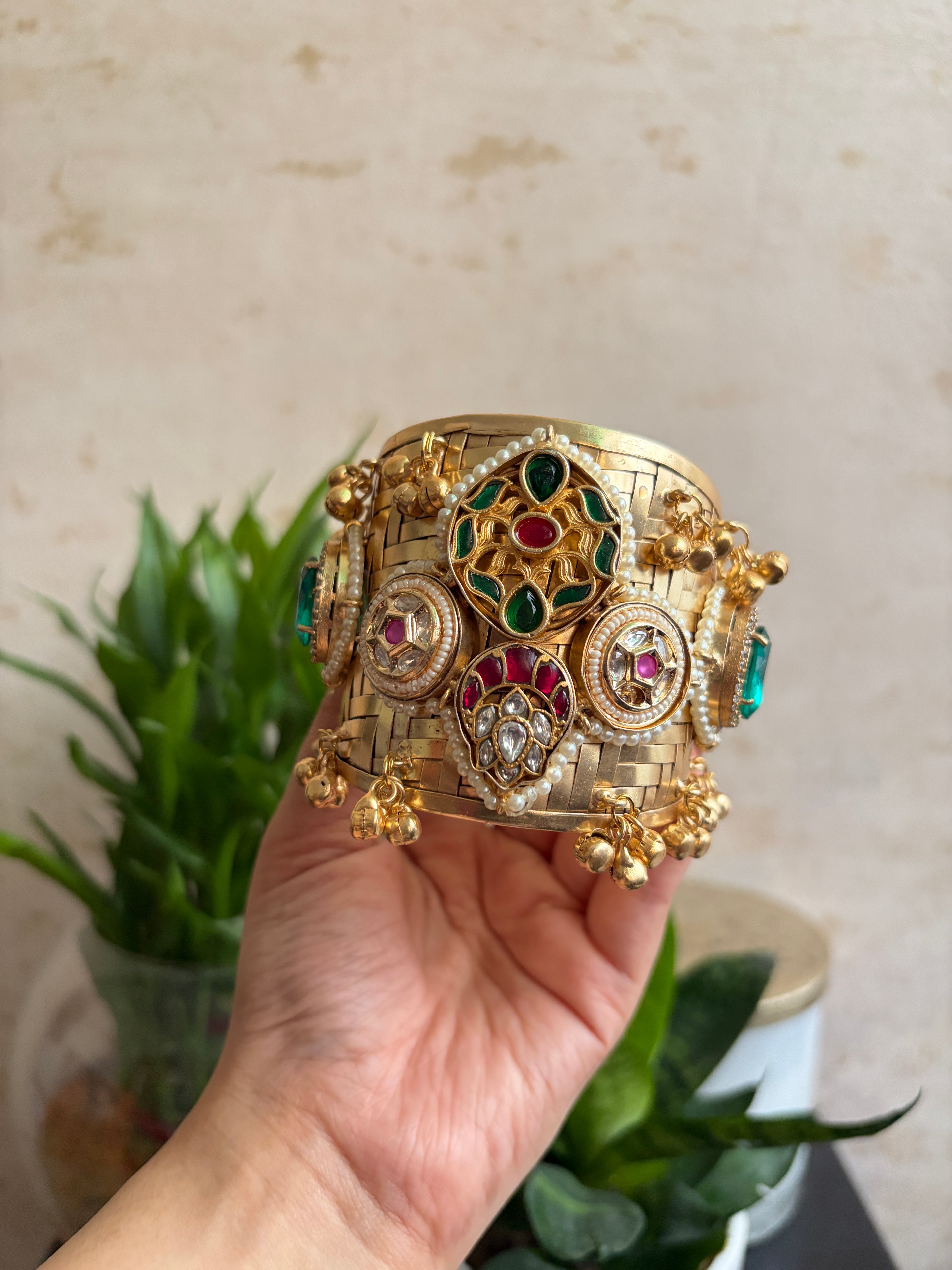 MAHIMA Brass Cuff