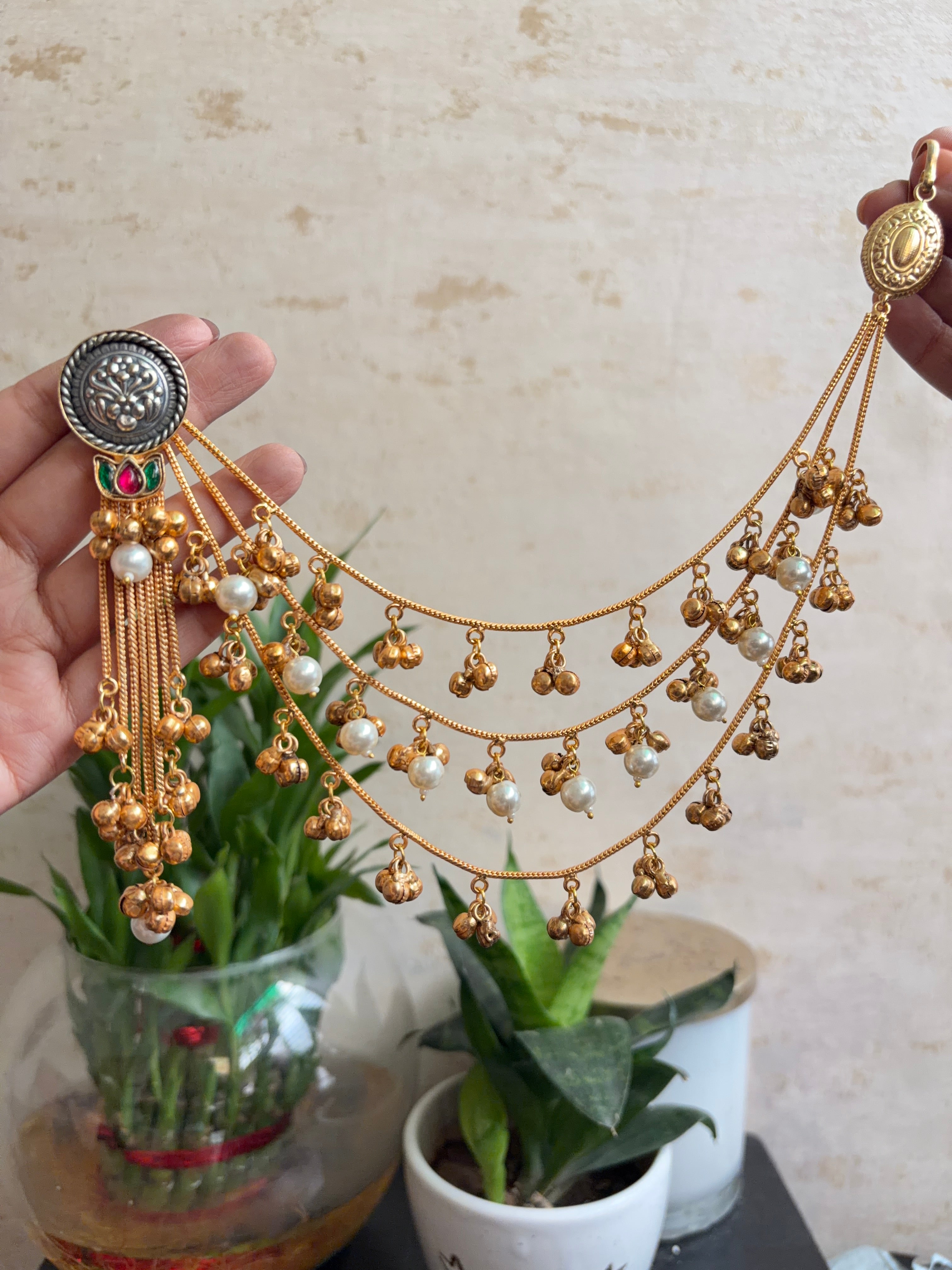 SONAKSHI Kashmiri Jhumka with Sahara