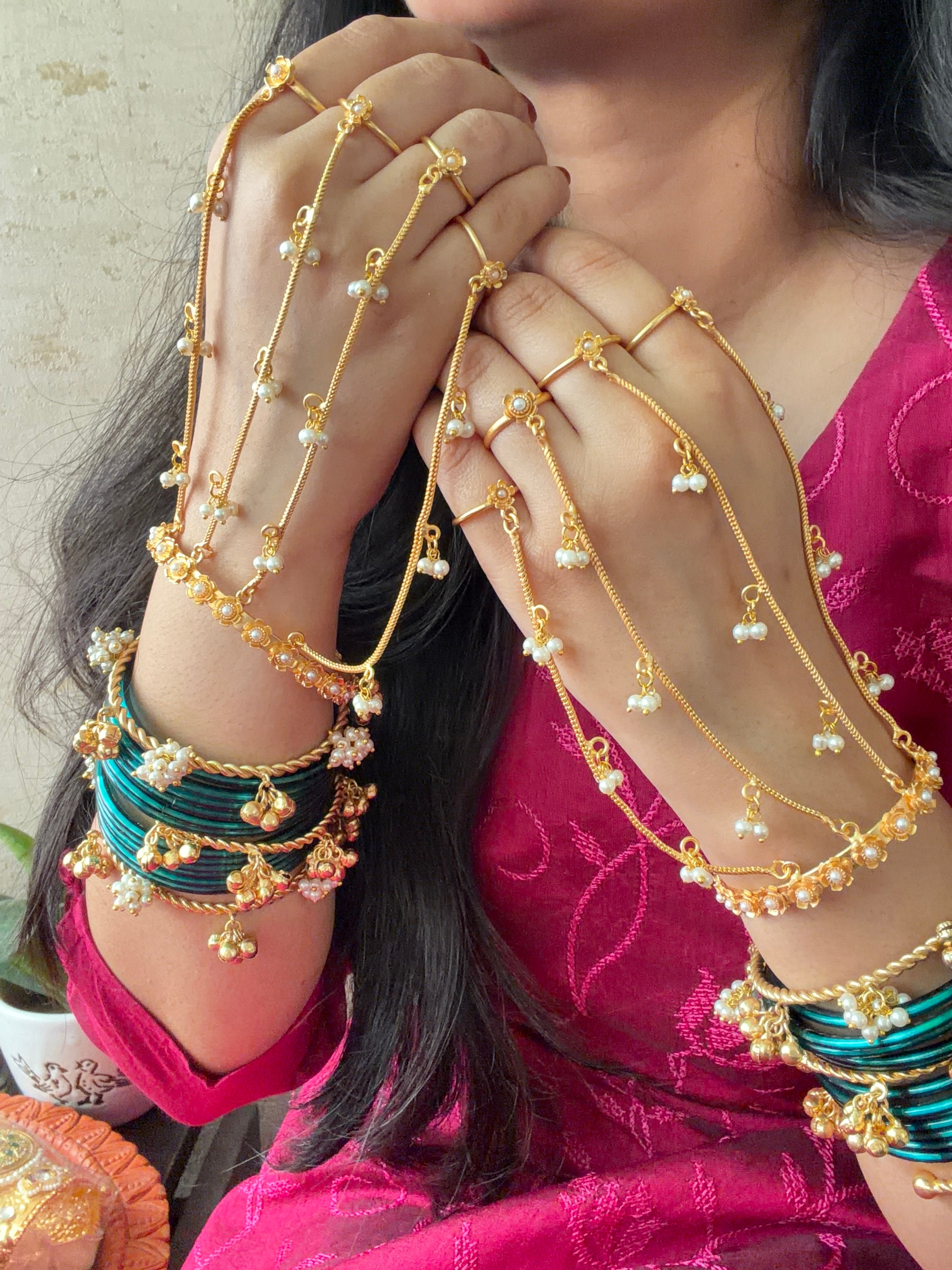 Brass Moti hathphool