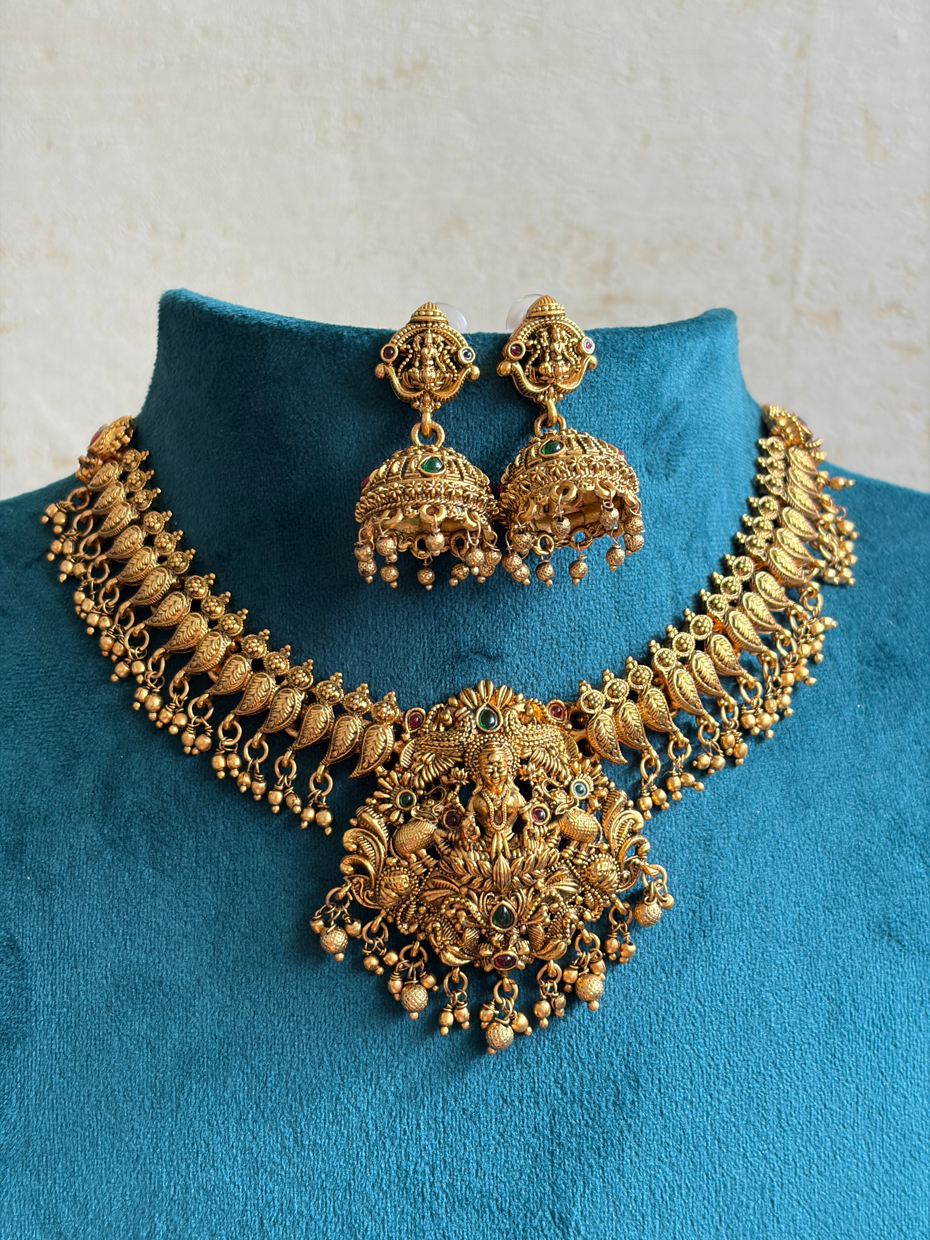 NITHYA Immitation Temple Necklace Set