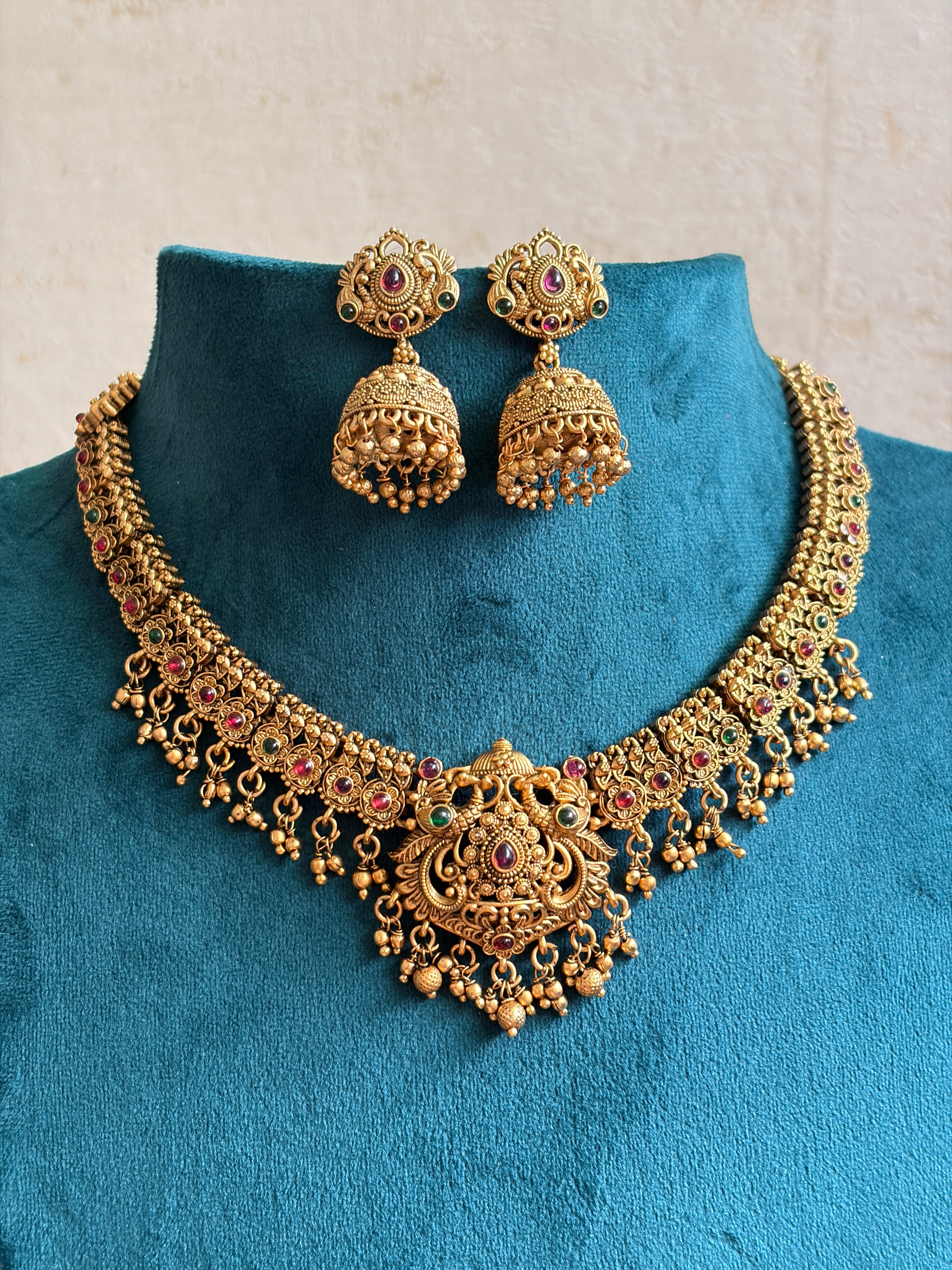 KEERTHY immitation jewellery set