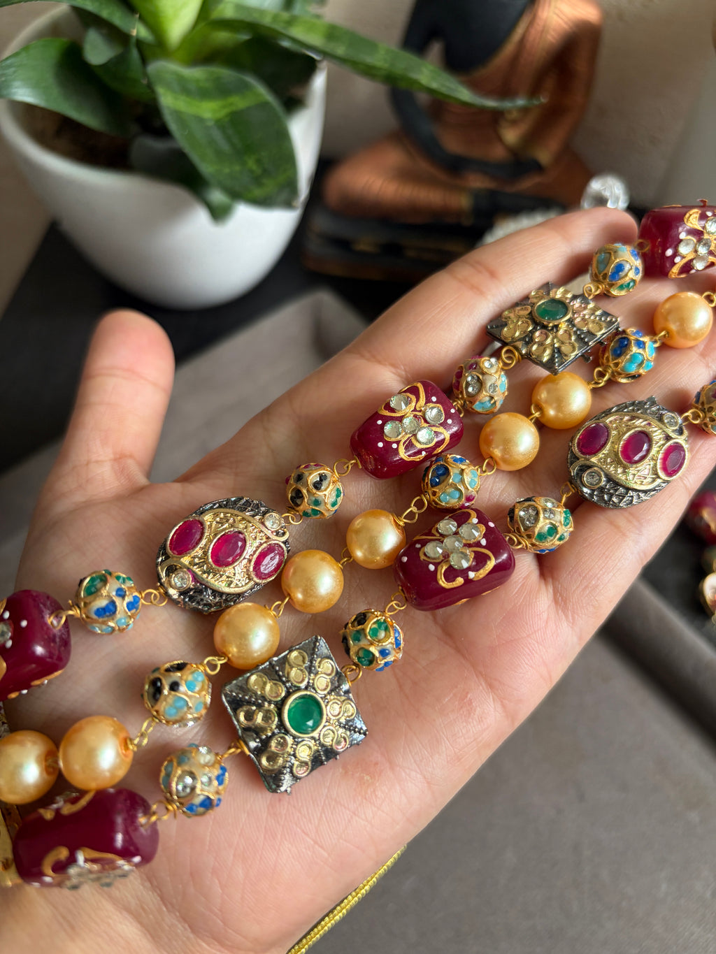 SHARVARI Choker Set